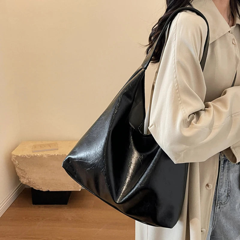 Soft PU Leather Quality Underarm Bag Vintage Wine Red Ladies Shoulder Bag Commuter Large Handbag Women's Versatile Tote Bag