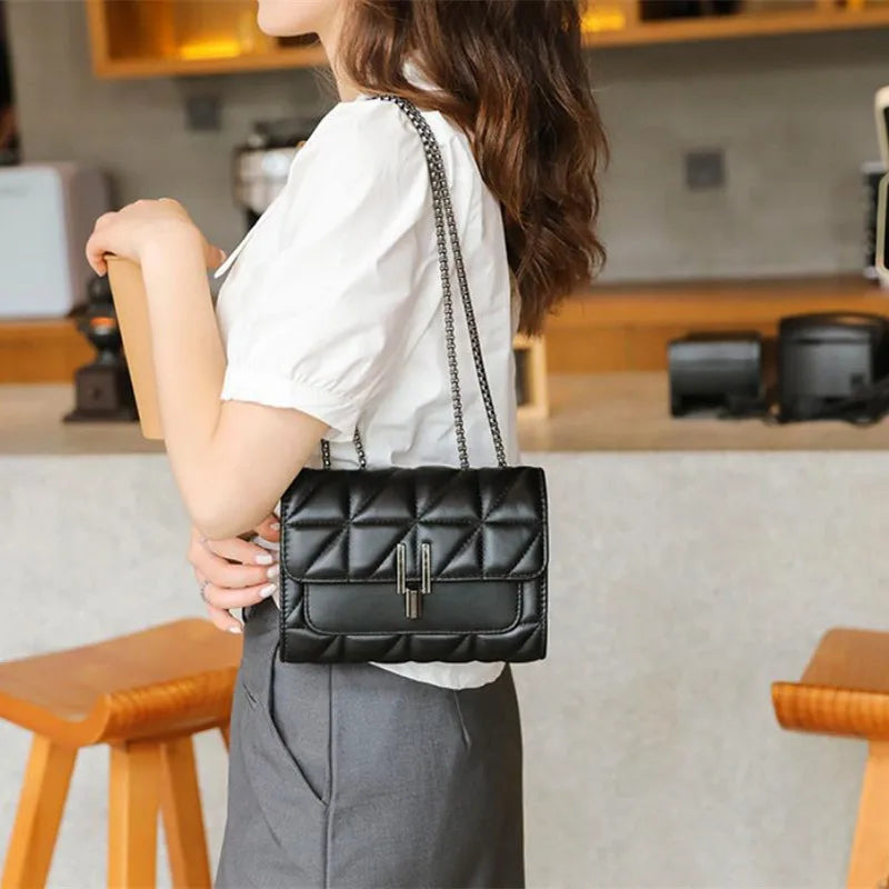 Elegant Mini Plaid Crossbody Bags for Women Classic Flap Shoulder Bag Purse with Adjustable Strap, Faux Leather Chain Square Bag