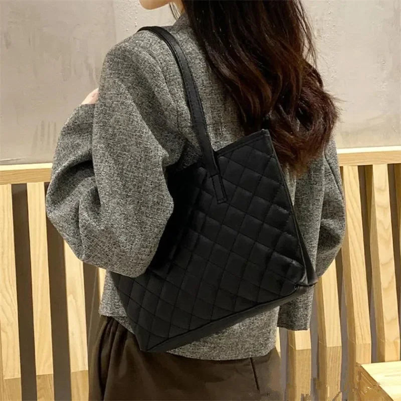 Stylish Crocodile Pattern Pu Underarm Bag Versatile Women Small Tote Bags Fashionable Leopard Handbag Chic Quilted Shoulder Bag