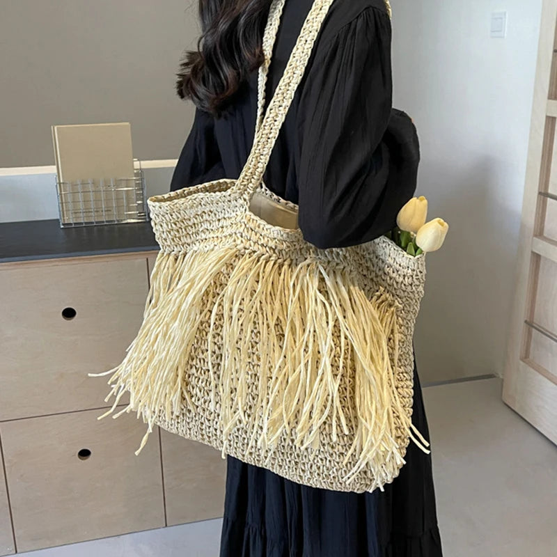 Casual Tassel Woven Women Shoulder Bags Handmade Fringe Lady Handbags Summer Beach Large Tote Bag Shopper Purse for Vacation