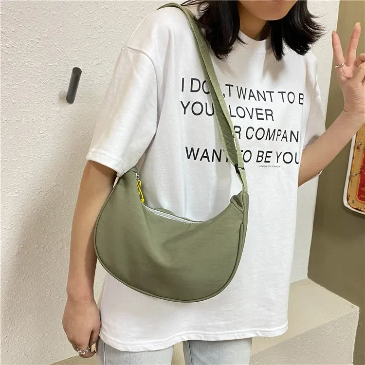 Nylon Half Moon Crossbody Bags for Women, Stylish Dumpling Bag, Small Armpit Shoulder Bag for Daily Use, Work, Outing, Party.