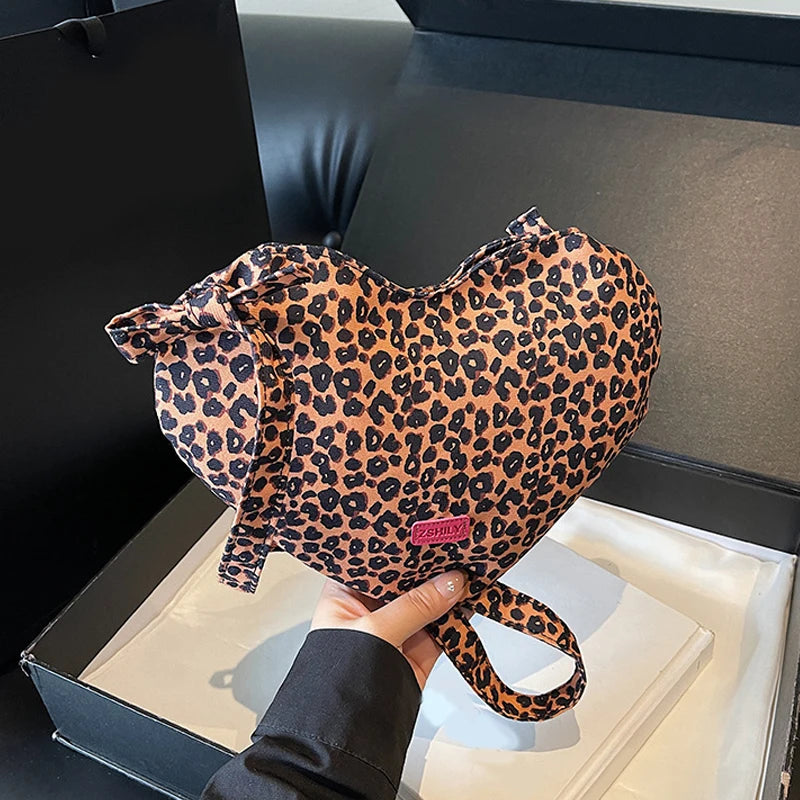New Heart Shaped Shoulder Bag Fashion Leopard Design Crossbody Bag Cute Handbag Purse For Woman's Tote Bag
