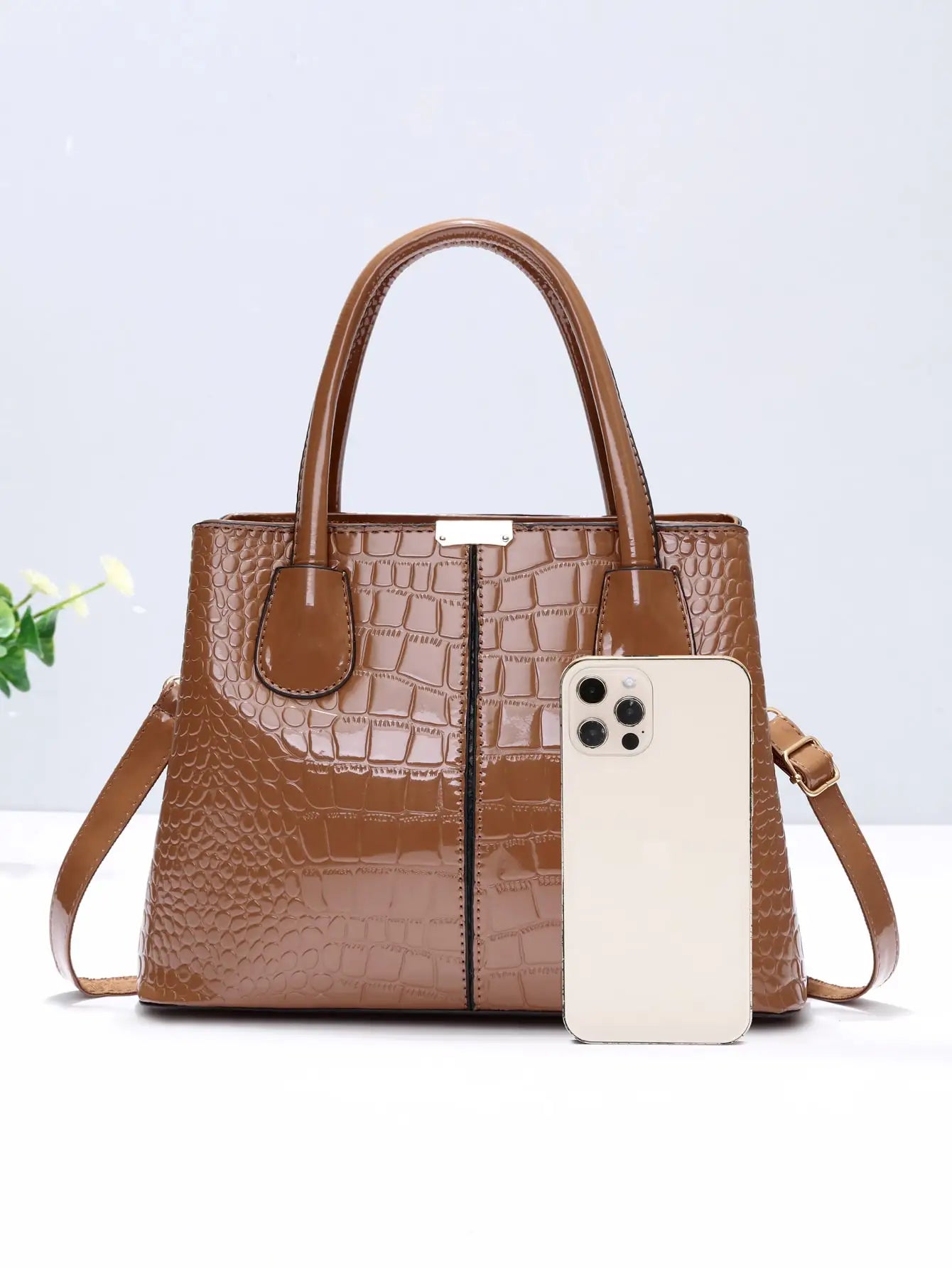 Ladies' shiny leather design solid color shoulder bag fashionable and simple large capacity shopping handbag