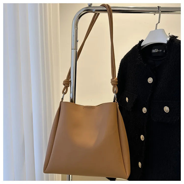 Fashionable High Quality Texture Crossbody Bag, Synthetic Leather Bucket Tote Bag, Single Shoulder Bag for Commuting Women's Bag