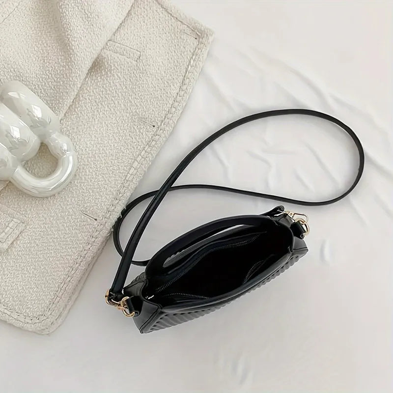 Chic Stripe Design Crossbody Bags for Women Elegant Synthetic Leather Handbag, Purse, Luxury Look Shoulder Bag for Everyday Use