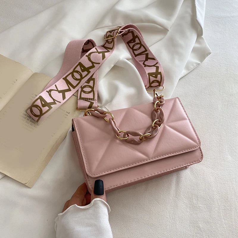 Internet Celebrity Fashion Women's Bag, New Pressed Grid Small Square Bag, Wide Shoulder Strap, Single Shoulder Crossbody Bag