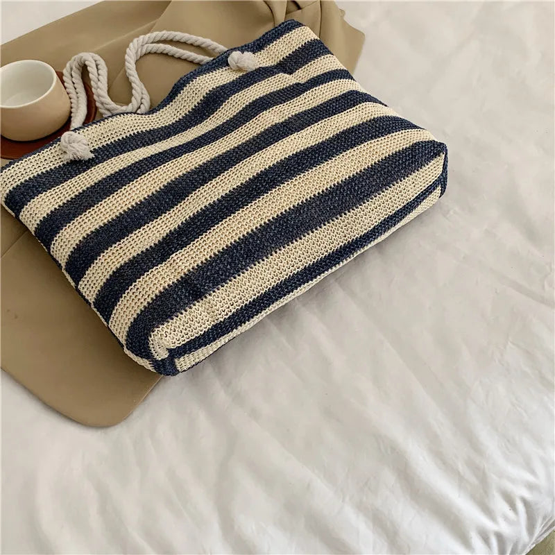Women Straw Shoulder Bag Color Contrast Beach Handbag Large Capacity Simple Shoulder Bag Ladies Summer Daily Bag