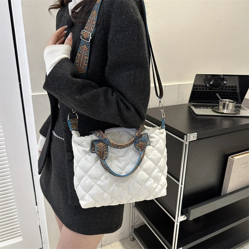 Designer Brand Lingge Quilted Padded Large Tote Nylon Women Handbags Luxury Design Shoulder Crossbody Bags Shopper Bag