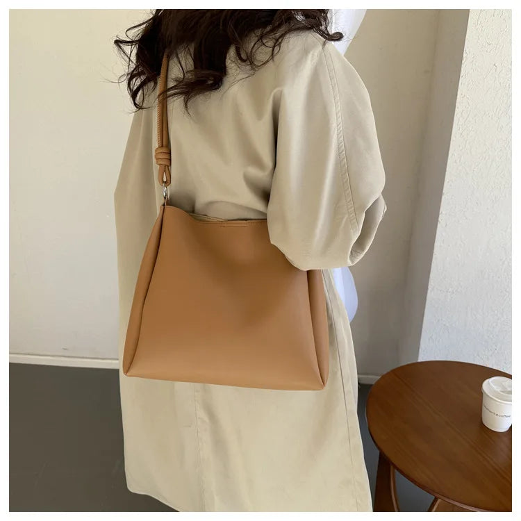 Fashionable High Quality Texture Crossbody Bag, Synthetic Leather Bucket Tote Bag, Single Shoulder Bag for Commuting Women's Bag