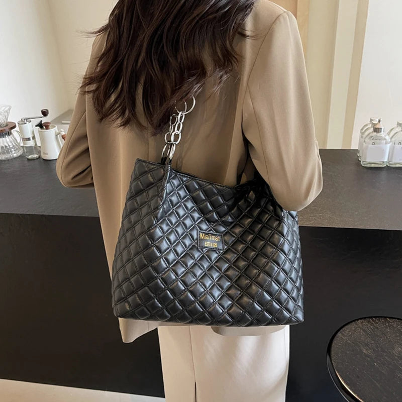 New Popular PU Leather Large Capacity Women's Bag Winter High Quality Quilted Design Shoulder Bag Commute Shopper Tote Bag