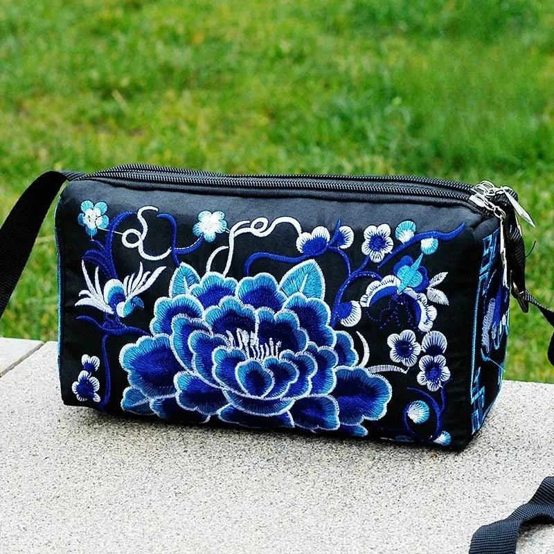 Women's Embroidered Flowers Canvas Shoulder Crossbody Bag Ladies Luxury Large Capacity Handbags and Purse Female Casual Totes