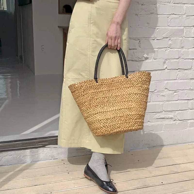 Bohemian Large Capacity Beach Women's Straw Bag Stylish Minimalist Handbag Hand Woven Designer Female Shoulder Bag