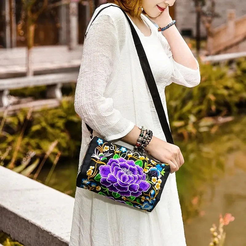 Women's Embroidered Flowers Canvas Shoulder Crossbody Bag Ladies Luxury Large Capacity Handbags and Purse Female Casual Totes