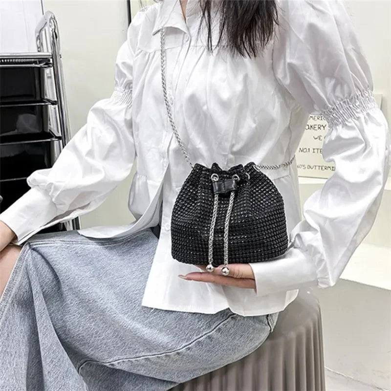 Charming Rhinestone Dinner Bag Sparkling Drawstring Chain Bucket Shoulder Crossbody Bags for Women Daily Christmas Party Banquet