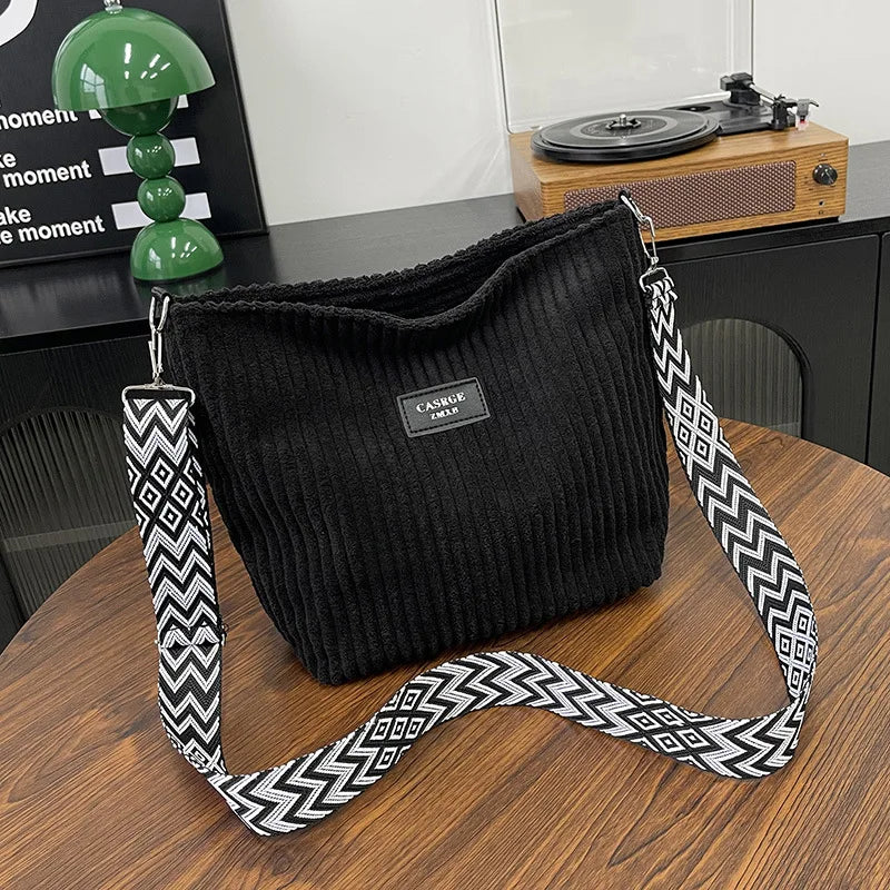 Solid Color Corduroy Shoulder Messenger Bag Versatile Handbag Women Crossbody Bags Casual Chic Bucket Women‘s Bag Bolsos Mujer