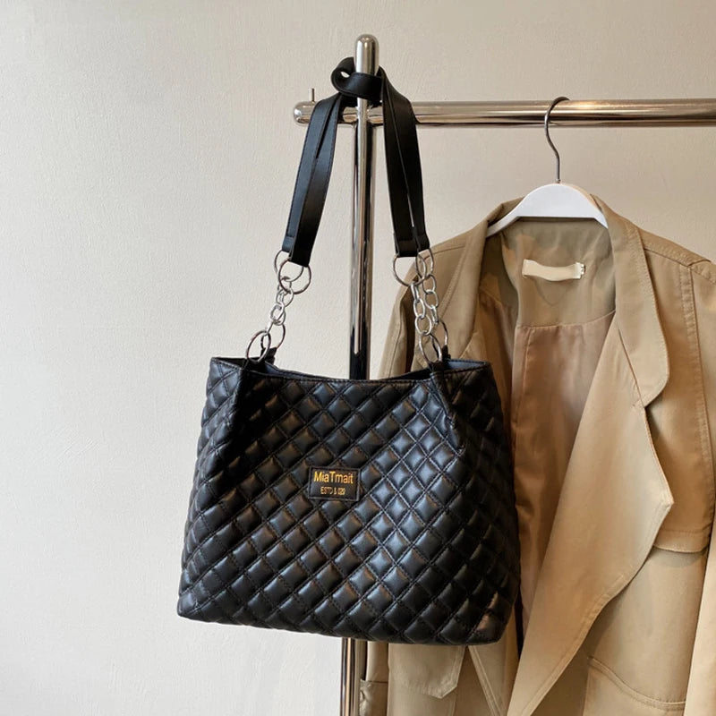New Popular PU Leather Large Capacity Women's Bag Winter High Quality Quilted Design Shoulder Bag Commute Shopper Tote Bag