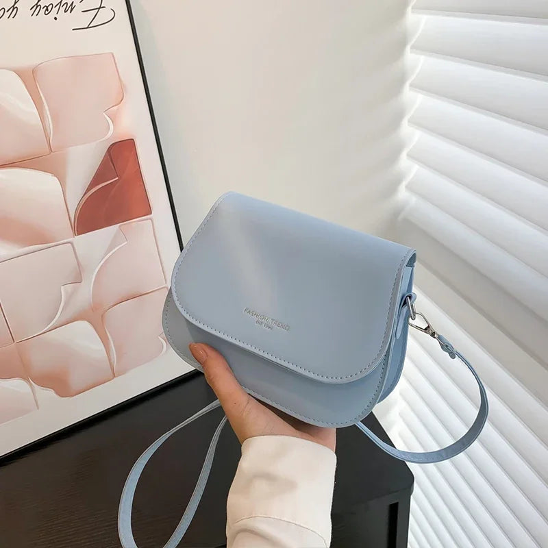 Fashion Flap Saddle Shoulder Bags for Women Solid Color Designer Messenger Handbags Purse Small Female Leather Crossbody Bag