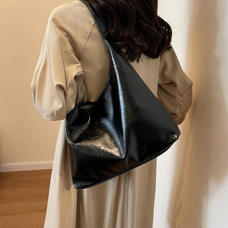 Soft PU Leather Quality Underarm Bag Vintage Wine Red Ladies Shoulder Bag Commuter Large Handbag Women's Versatile Tote Bag