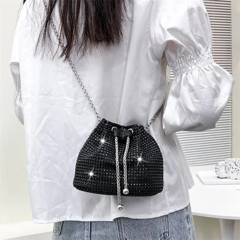 Charming Rhinestone Dinner Bag Sparkling Drawstring Chain Bucket Shoulder Crossbody Bags for Women Daily Christmas Party Banquet