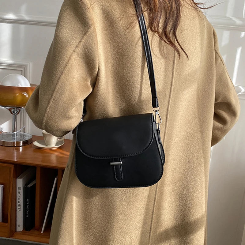 Fashion Women Crossbody Saddle Bag PU Leather Small Handbags Purses Retro Semicircle Designer Messenger Bags Female Clutch Tote