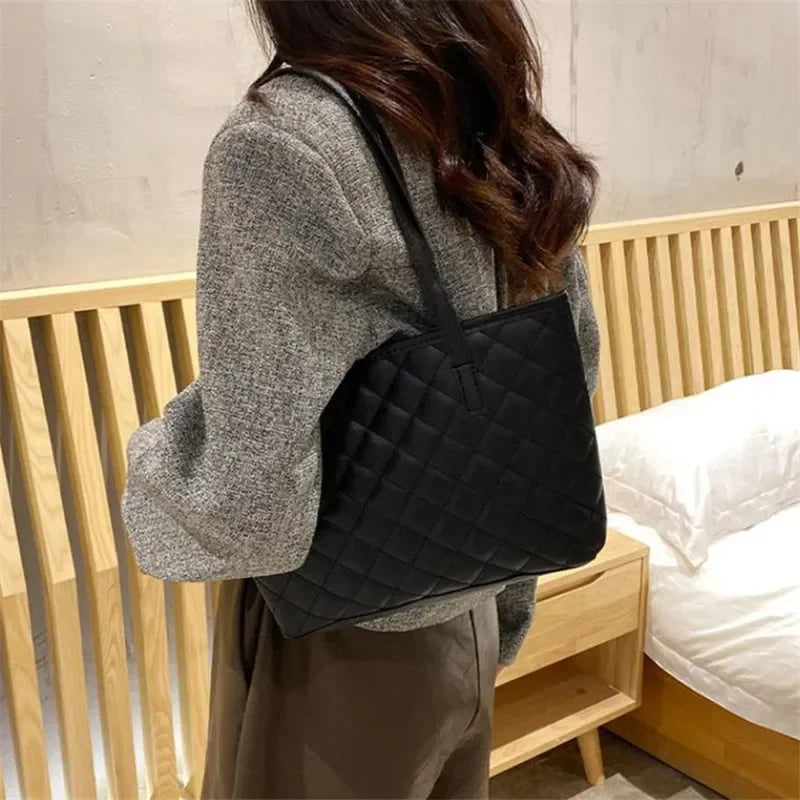 Stylish Crocodile Pattern Pu Underarm Bag Versatile Women Small Tote Bags Fashionable Leopard Handbag Chic Quilted Shoulder Bag
