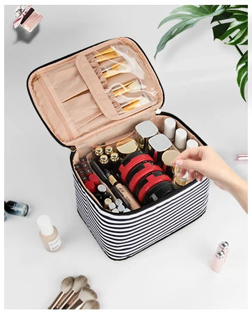 Makeup Bag Portable Cosmetic Bag Large Capacity Travel Makeup Case Organizer Black For Women Toiletry Bag for Girls Traveling