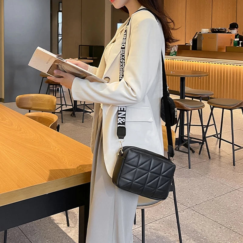 New Solid Color Diamond Plaid Son And Mother Fashion Shoulder Bag Trendy Letter Wide Shoulder Strap Crossbody Small Square Bag