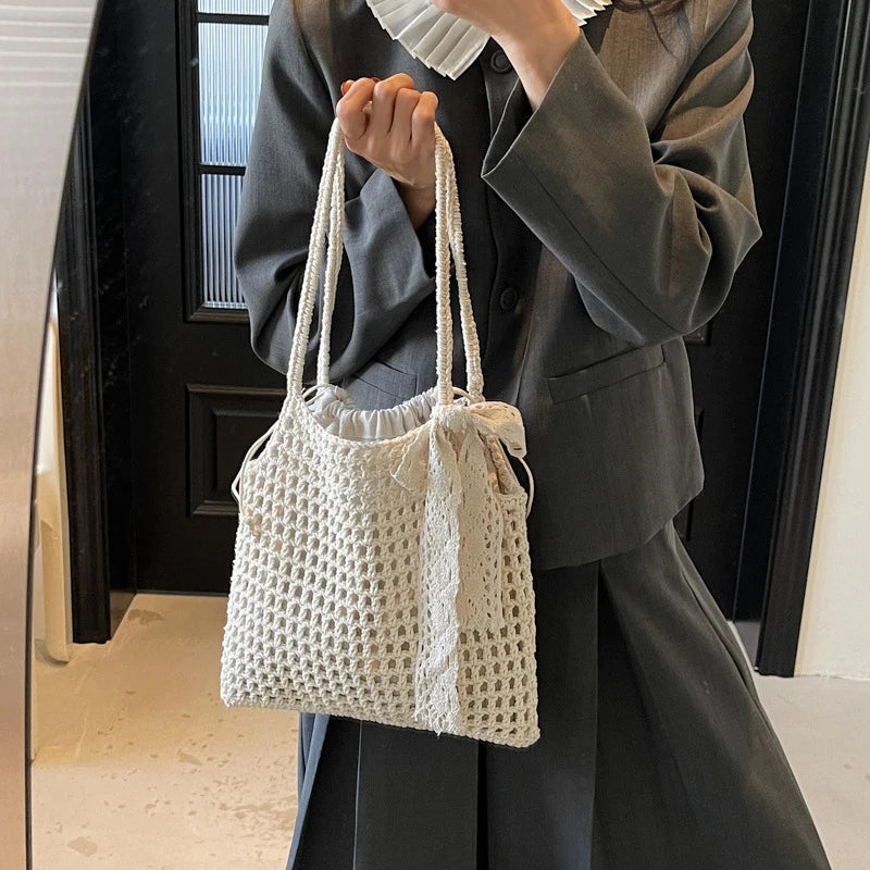 Summer Hollow Woven Shoulder Bags Women's New Casual Beach Bag Versatile Lace Design Commuting Shoulder Tote Bag