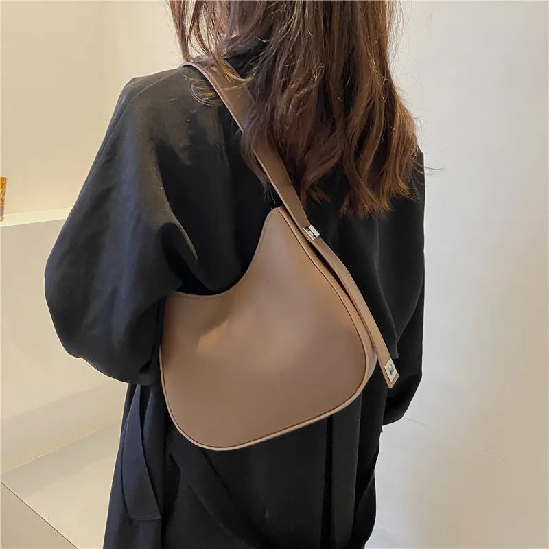 PU Leather Fashion Design Crossbody Bags For Women Summer Travel Shoulder Bags Large Capacity Handbags and Purse Armpit Hobo Bag