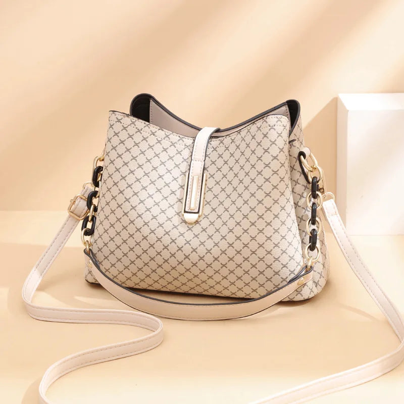 Fashion Women Bucket Crossbody Bag Vintage Tassel Designer Messenger Bag High Quality PU Leather Shoulder Bag Simple Handbag