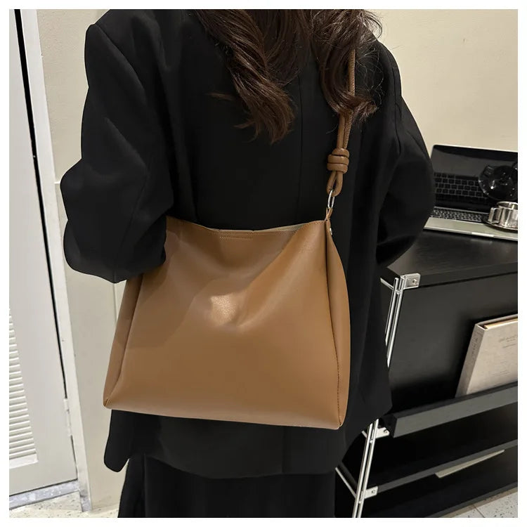 Fashionable High Quality Texture Crossbody Bag, Synthetic Leather Bucket Tote Bag, Single Shoulder Bag for Commuting Women's Bag