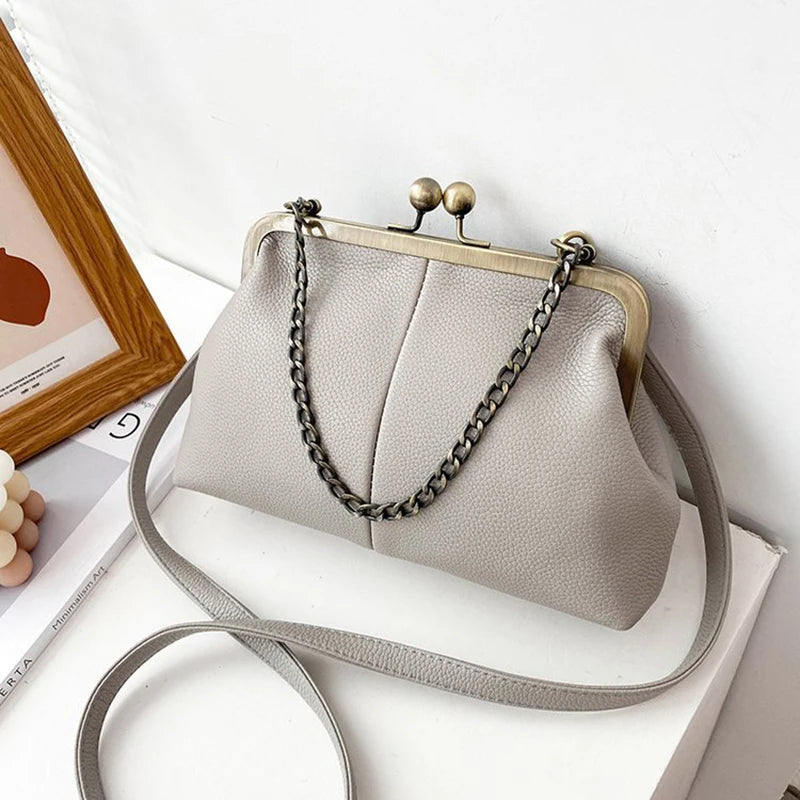 Vintage Shoulder Bags Women Small Chain Crossbody Bags Lock Design Handbags Brand Female Clip Messenger Bags Sac Bolsa