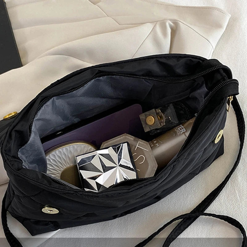 Fashion Chain Crossbody Bags Women Winter Cotton Padded Quilted Shoulder Bags Casual Large Capacity Simple Female Handbags