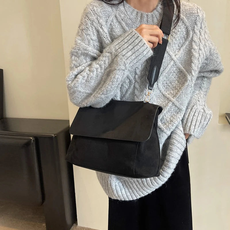 Women Mailman's Flap Bag Matte Suede Versatile Winter Large Capacity Crossbody Bag Single Shoulder Bag Shopper Totes