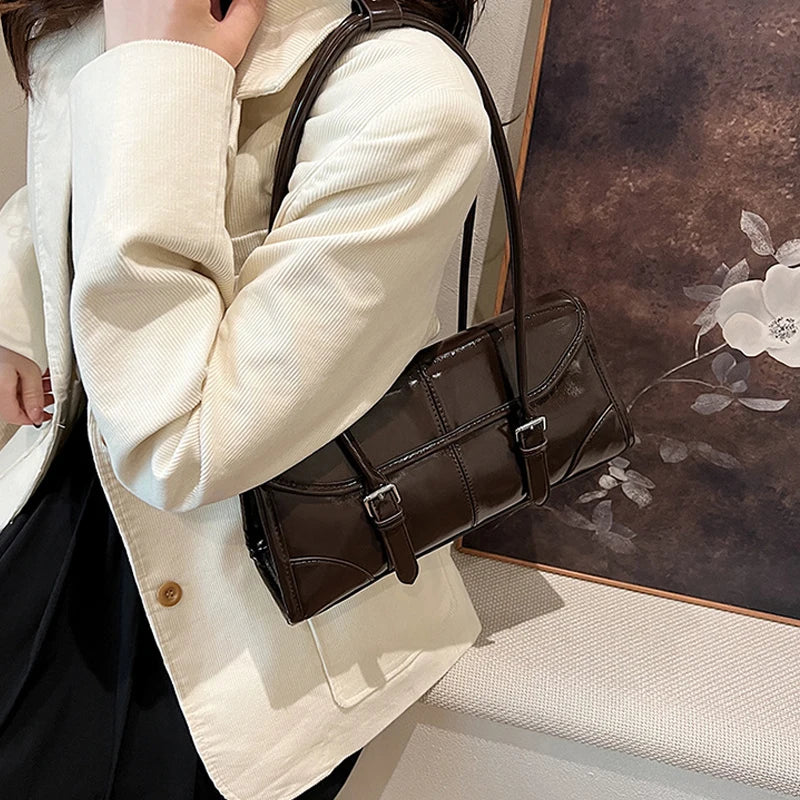 High End Burgundy Oil Wax PU Leather Underarm Bag Elegant Women's Magnetic Buckle Shoulder Bag Commuter Versatile Ladies Tote Ba