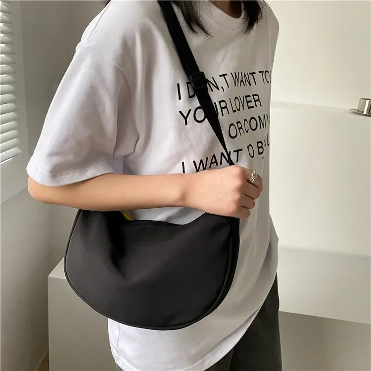 Nylon Half Moon Crossbody Bags for Women, Stylish Dumpling Bag, Small Armpit Shoulder Bag for Daily Use, Work, Outing, Party.