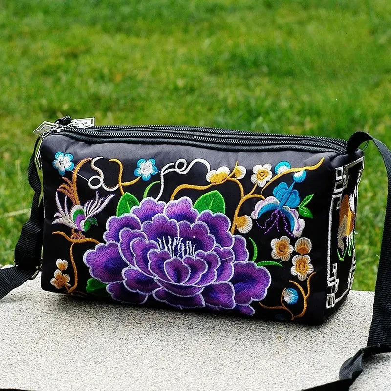 Women's Embroidered Flowers Canvas Shoulder Crossbody Bag Ladies Luxury Large Capacity Handbags and Purse Female Casual Totes
