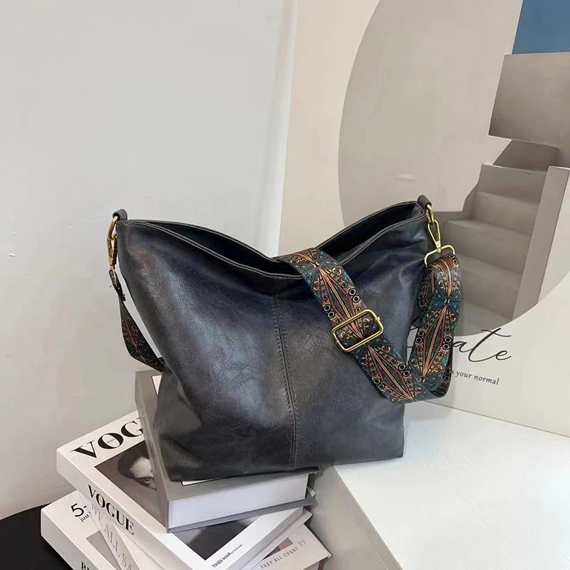 Popular Bucket Bag For Women Luxury Shoulder Bag High Quality Crossbody Bag Designer Large Capacity Messenger Bag Handbag Totes