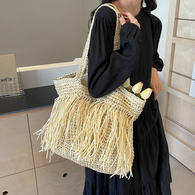 Casual Tassel Woven Women Shoulder Bags Handmade Fringe Lady Handbags Summer Beach Large Tote Bag Shopper Purse for Vacation