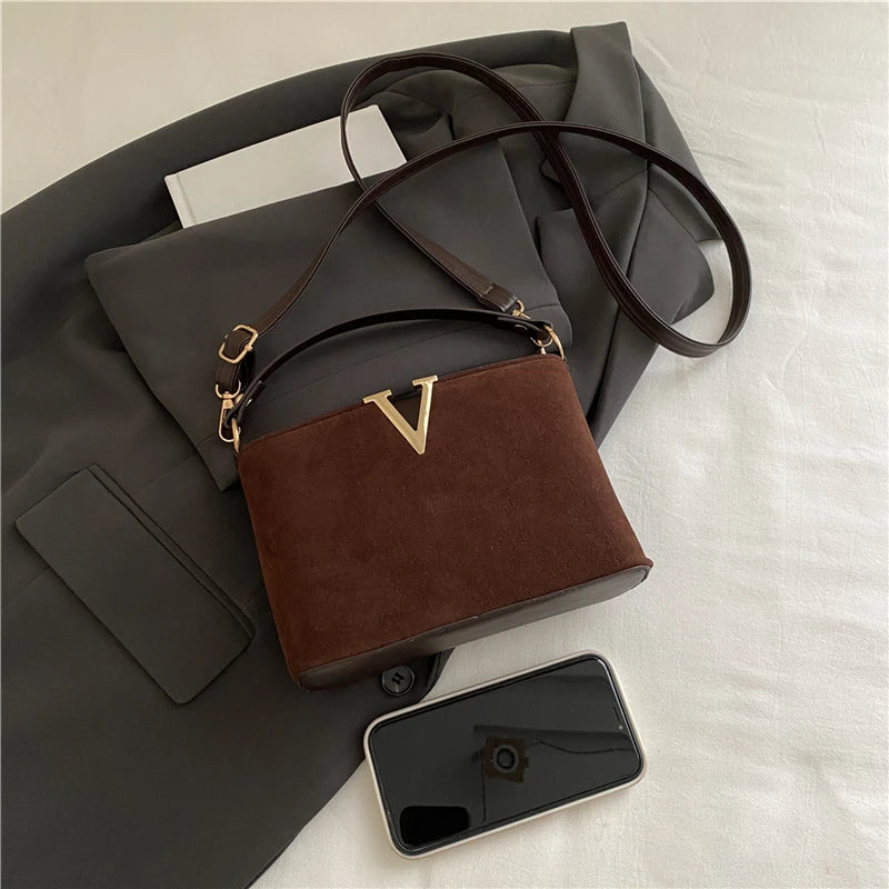 Fashionable Mini Suede Women's Bag, Faux Suede Tote Bag, Simple Hardware Lock Buckle Decoration Handbag Purse Cross Body Bags