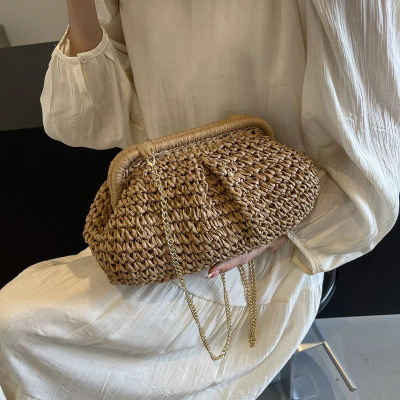 Summer New Straw Weaving Crossbody Bag Fashionable and Casual Shell Bag Women's Shoulder Bag with Excellent Texture