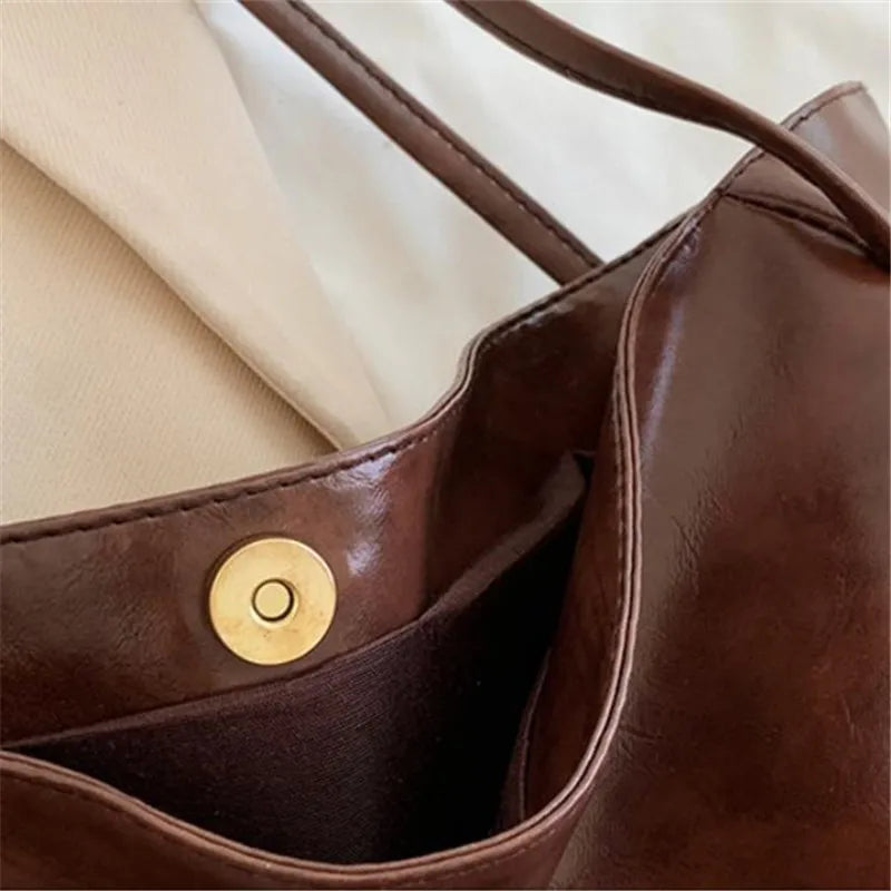 Women's Tote Bag, Large Capacity Soft Leather Shoulder Bag, Retro Casual Handbag, Perfect for Commuting Handbags Travel Bag